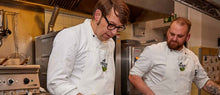 Lade das Bild in den Galerie-Viewer, Kochkurs “Von der Snute zum Steert”
